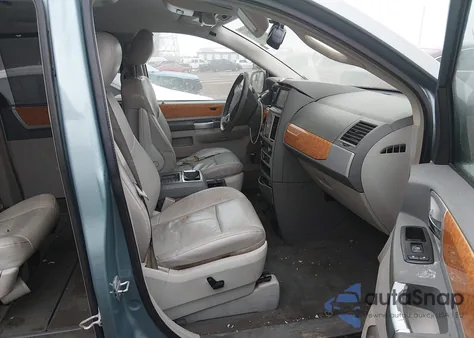 2008 Chrysler Town & Country Limited из США, поврежденный, VIN 2A8HR64X88R644701